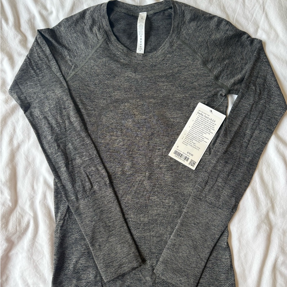 NWT lululemon Swiftly Tech Long Sleeve Gray Top